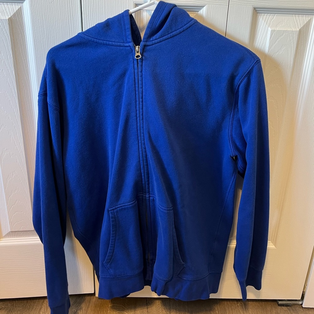 plain zip up sweatshirt
